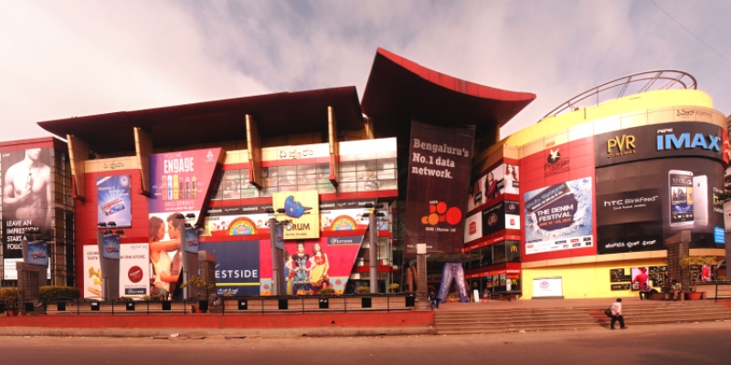 Commercial Street - Undisputable shopping haven of Bangalore