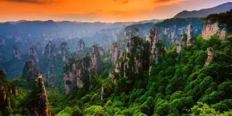 Unraveling the Beauty of Zhangjiajie National Forest Park: A Comprehensive Guide